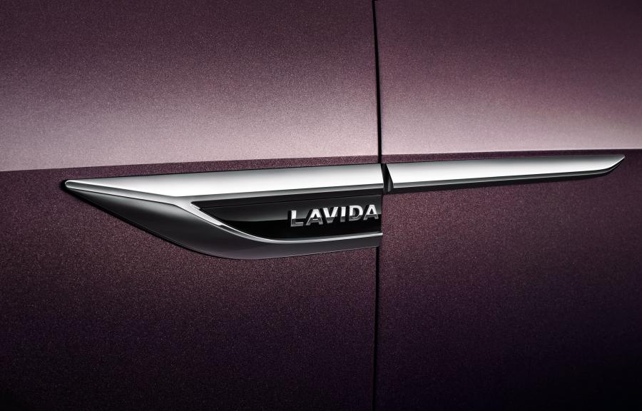 Детали экстерьера Volkswagen Lavida Plus 2018 года  (фото 15 из 37)